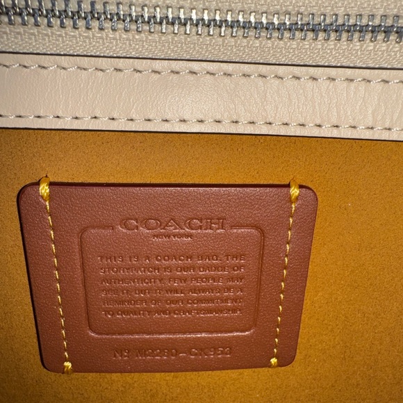 Coach Upcrafted Tabby - RARE - Picture 10 of 10